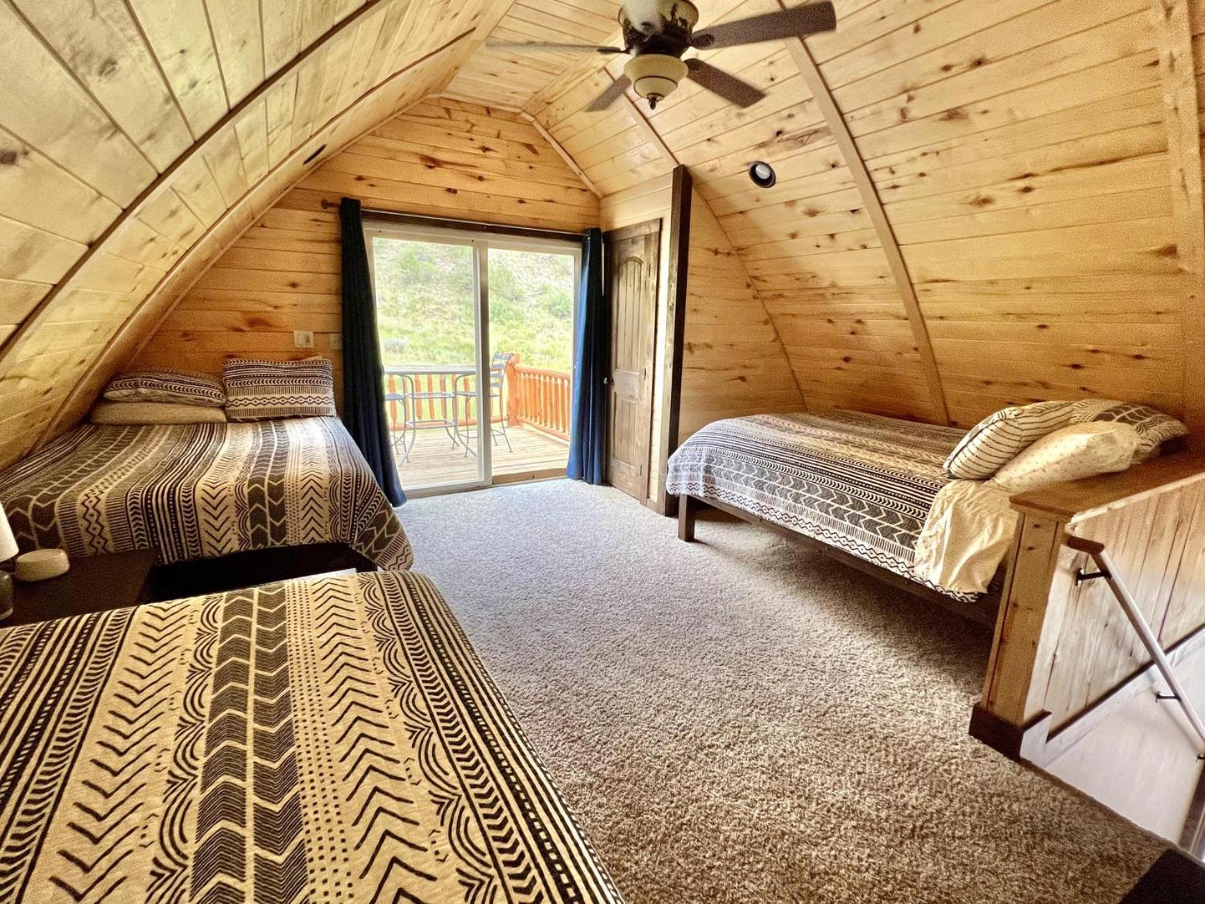 Poncha Creek Mountain Lodge, Near Monarch Mtn サライダ エクステリア 写真