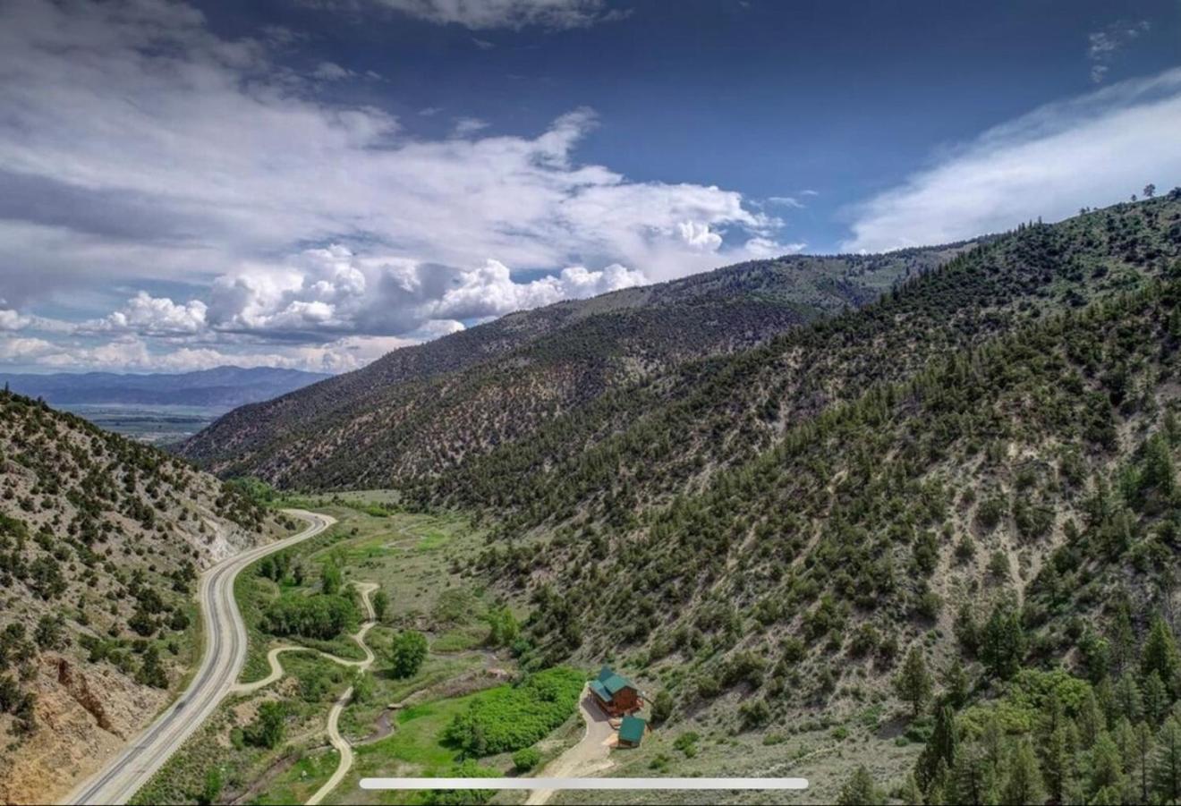 Poncha Creek Mountain Lodge, Near Monarch Mtn サライダ エクステリア 写真