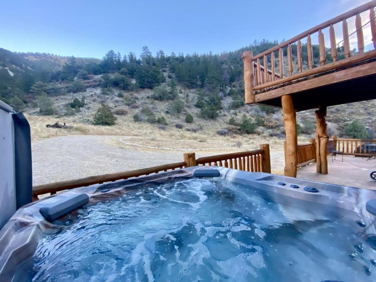 Poncha Creek Mountain Lodge, Near Monarch Mtn サライダ エクステリア 写真